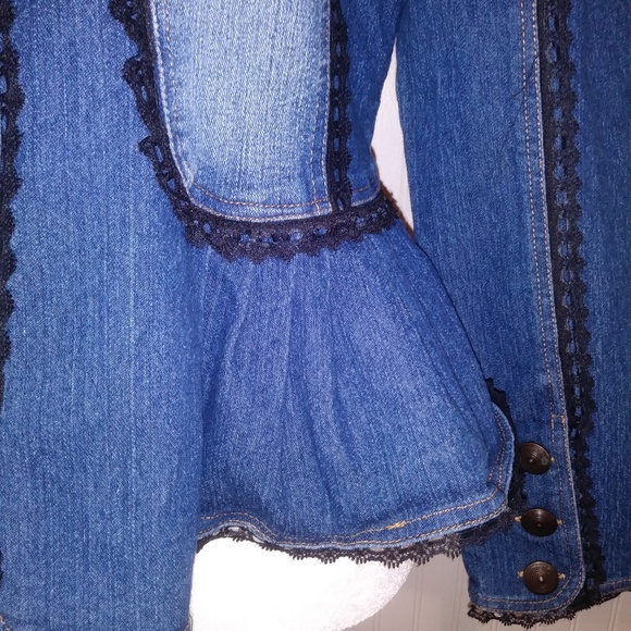 The Pyramid Collection Denim Jacket - Picture 4 of 6